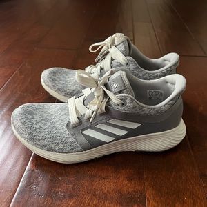 Adidas Women’s Grey Sneaker Size 8